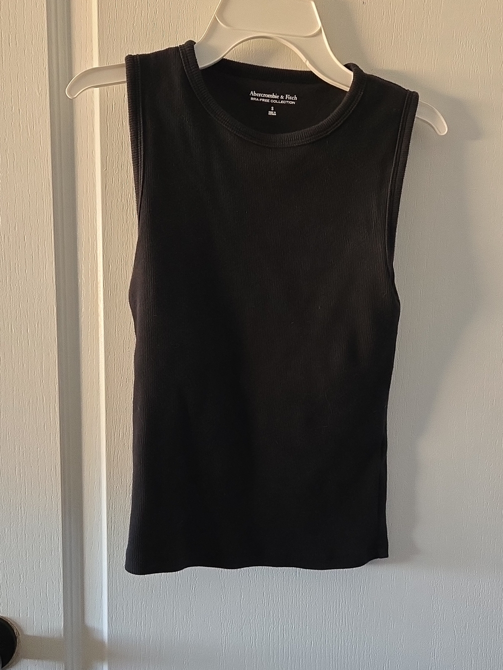Abercrombie & Fitch Bra Free High Neck Tank
